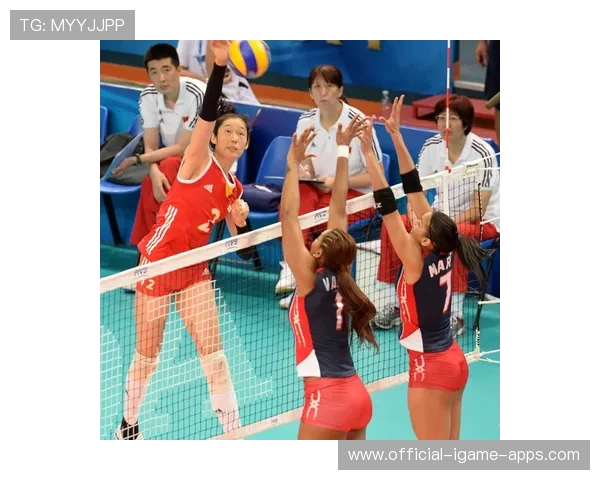 中国女篮用坚持书写荣耀，中国女蓝精神