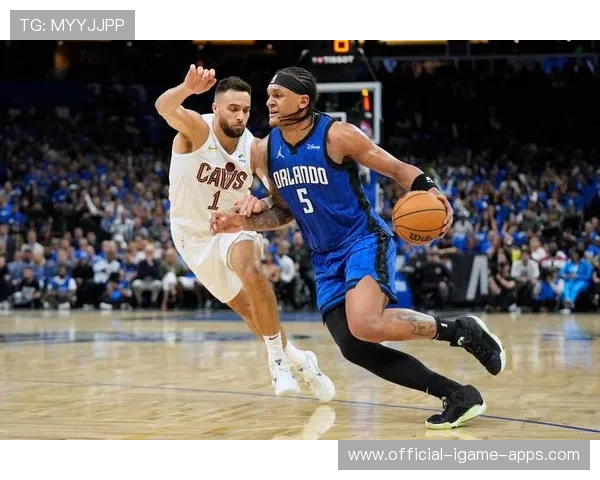 海斯：如果能让我多投几个三分球，那就太棒了，海斯_如果能让我多投几个三分球,那就太棒了英语